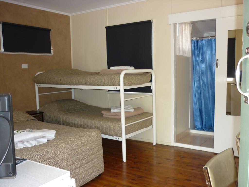 Roma Aussie Tourist Park Motel ภายนอก รูปภาพ
