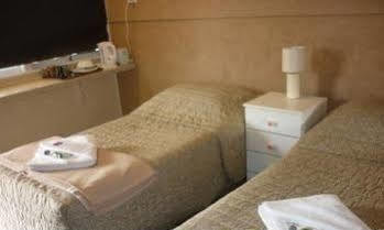 Roma Aussie Tourist Park Motel ภายนอก รูปภาพ